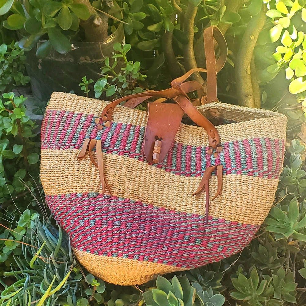Vintage 70's natural fiber woven bag